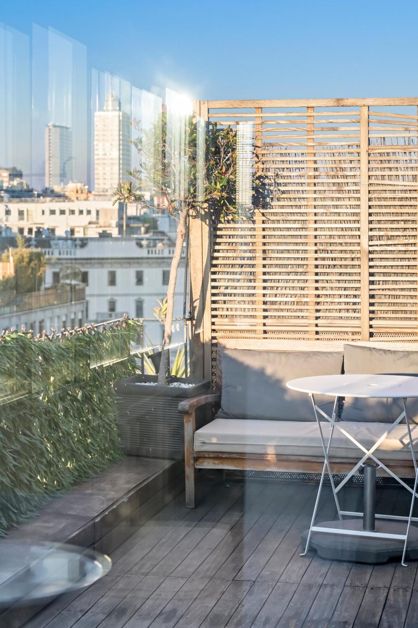 Luxury Penthouse With Jacuzzi & 360 View Rooftop Apartment Mailand