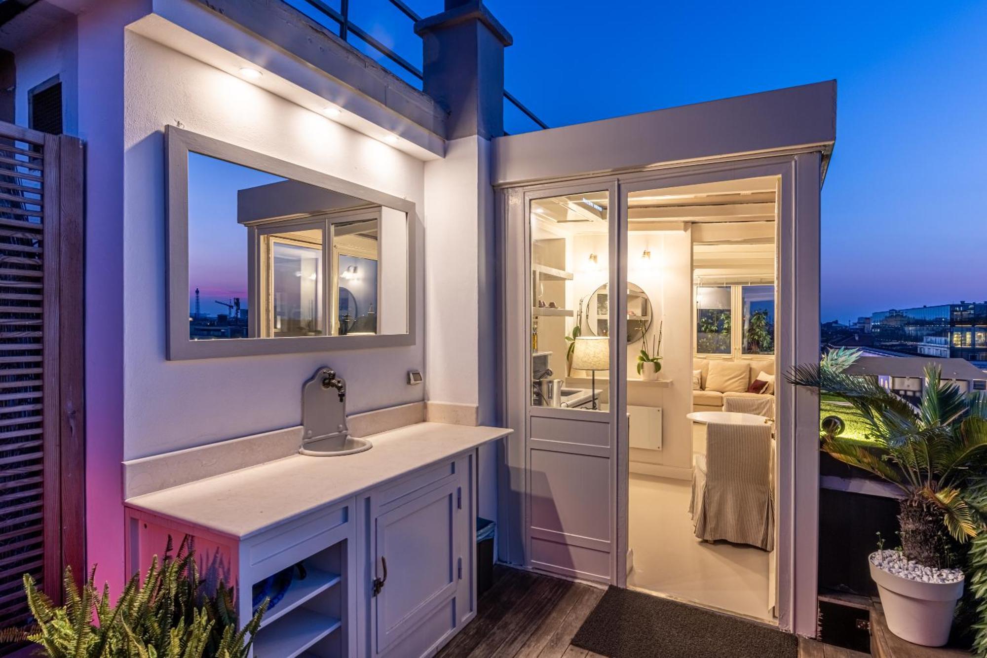 Luxury Penthouse With Jacuzzi & 360 View Rooftop *