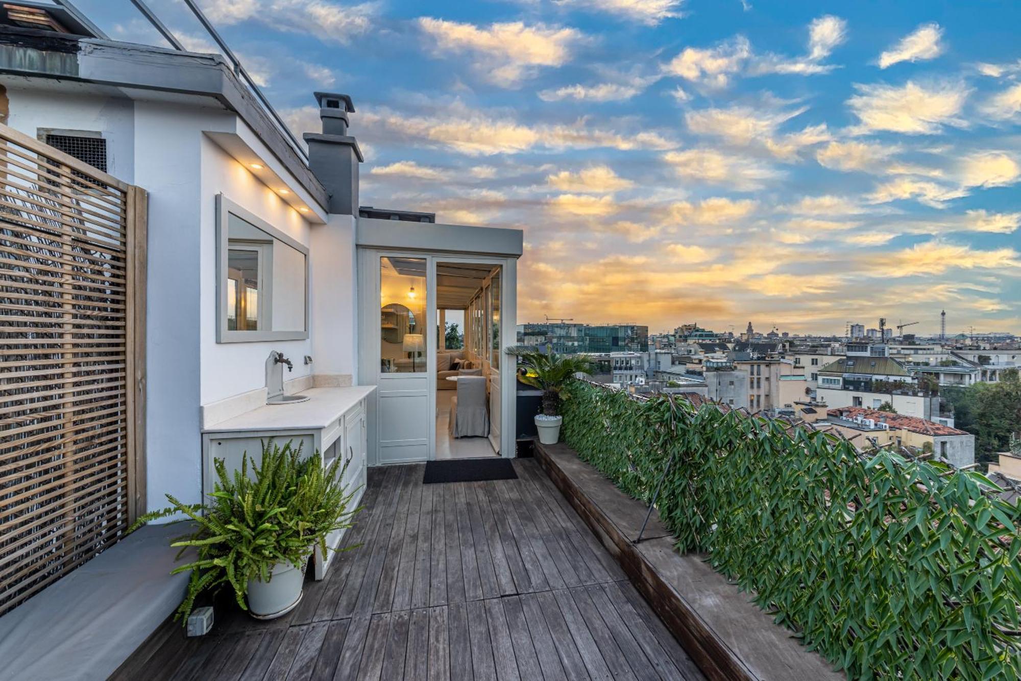 Luxury Penthouse With Jacuzzi & 360 View Rooftop *